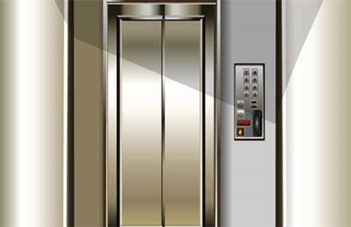 استاندارد آسانسورها در بیمارستان تهران 5 دستگاه است