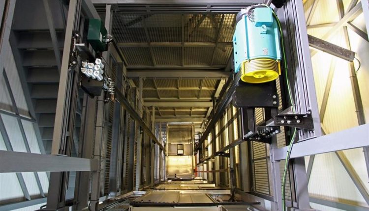 وضعیت فاجعه‌ با آسانسورها