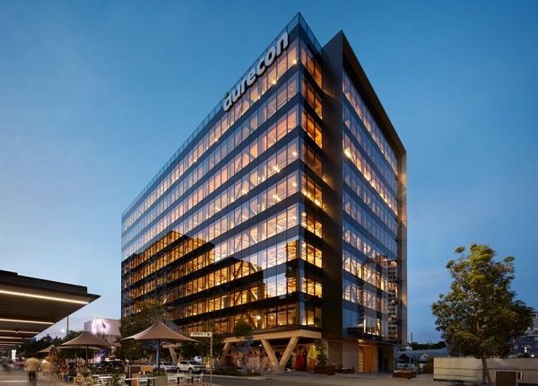 ساختمان چوبی