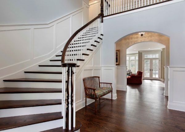 پله در ساختمان