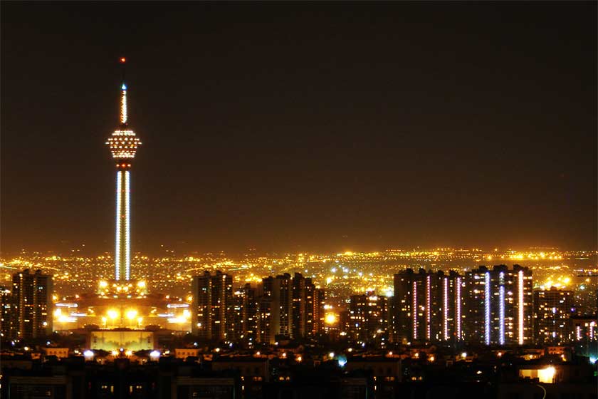 بوی بد تهران از فاضلاب است