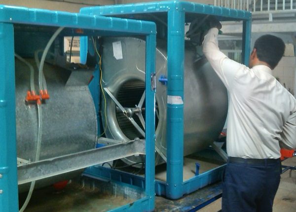 برق گرفتگی هنگام سرویس کولر