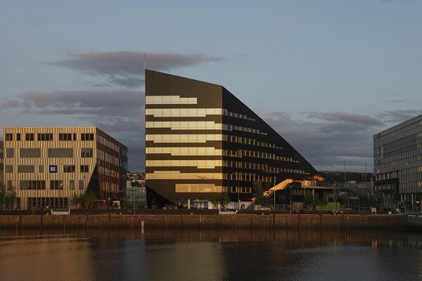ساختمان سبزی در نروژ ۲ برابر برق مصرفی را تولید می‌کند