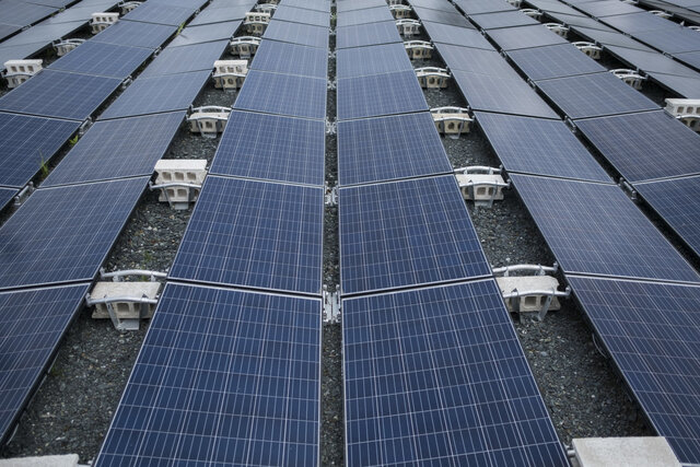 مزرعه خورشیدی در چین