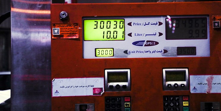 سهمیه بنزین کارتهای سوخت شخصی کاهش یافت