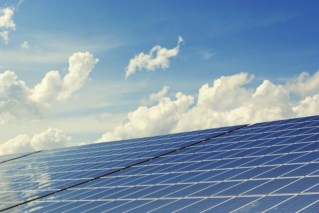 ترویج استفاده از انرژی‌های تجدیدپذیر نیازمند نیروی متخصص است