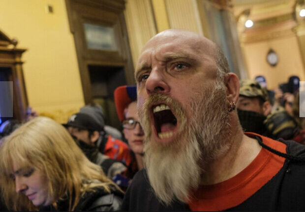 داد نزنید، ویروس کرونا بیشتر می شود!!