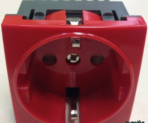 آنچه از نصب تاسیسات برقی باید بدانیم