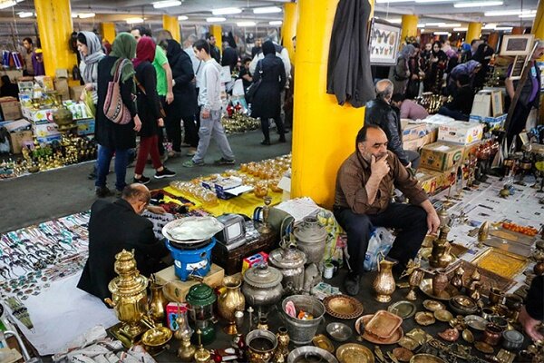 انتقاد شورای شهر به جابجایی جمعه بازار پروانه