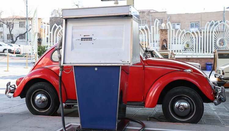 نقره داغی شهروندان توسط بنزین فروشان سیار