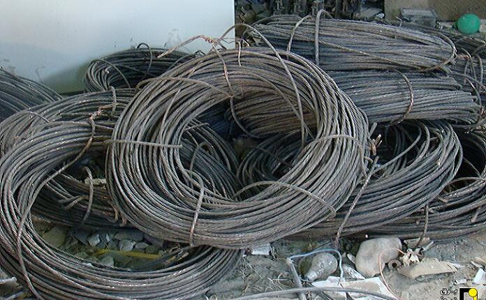 سارقان تجهیزات برق به دام افتادند