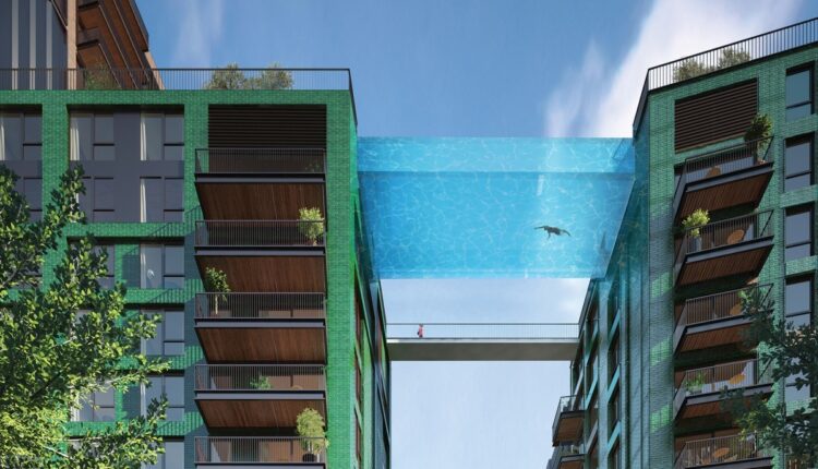 شنا در استخری در آسمان!