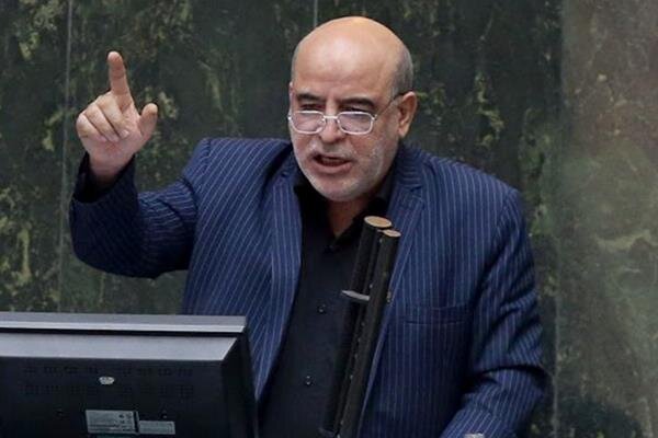نماینده مجلس از مالکیت فردی بر صدها خانه در تهران خبر داد