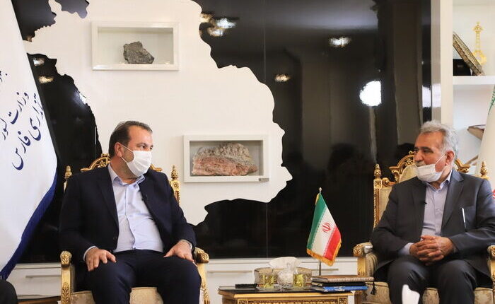 خرم: 60 درصد مهندسان بدون خانه و بیکار هستند