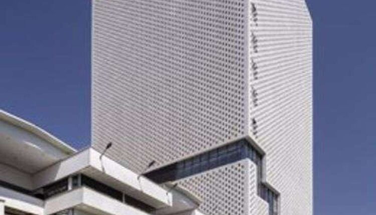 پلاسکوی جدید آتش می گیرد!