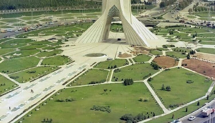 دریاچه آزادی پیست اسکیت می شود!