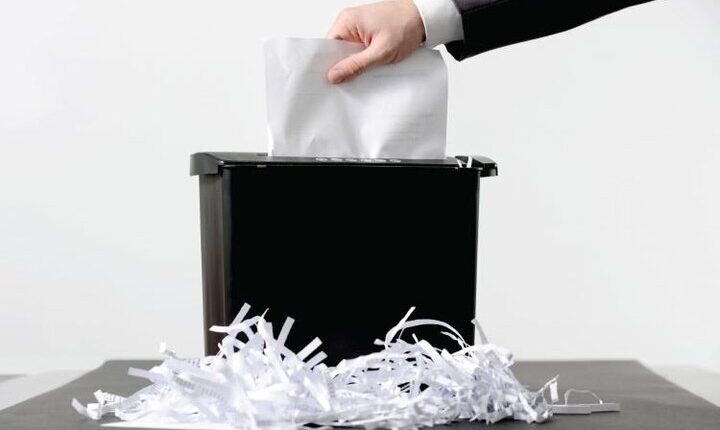 نابودی اسناد 33 ساله!