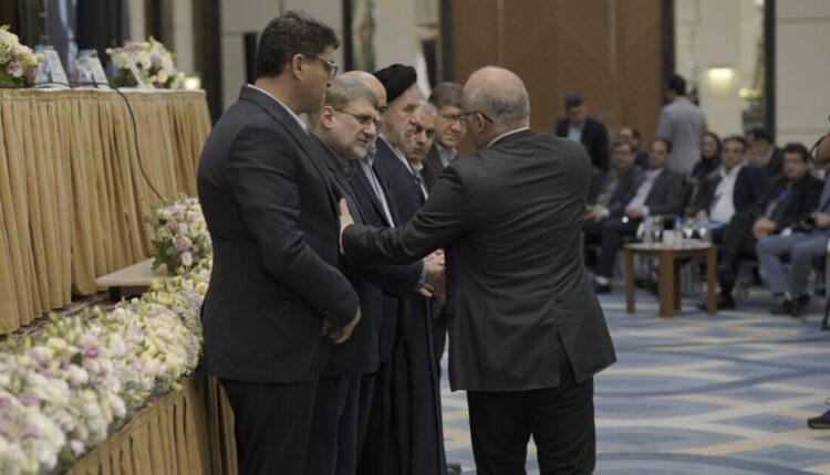 تجلیل از زنده یادان عرصه مهندسی