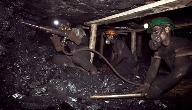 فاجعه حادثه معدن طبس و فقدان تهویه