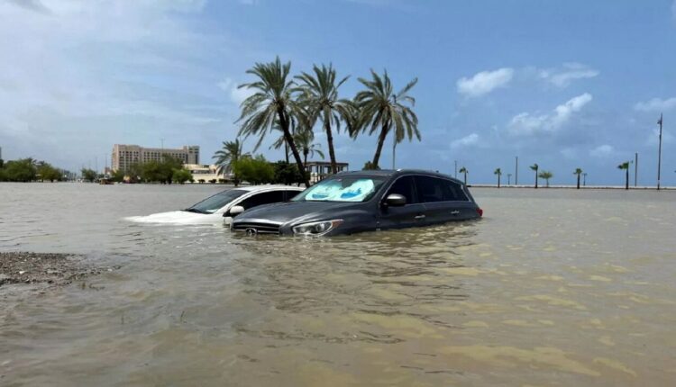 واکاوی سیل دبی