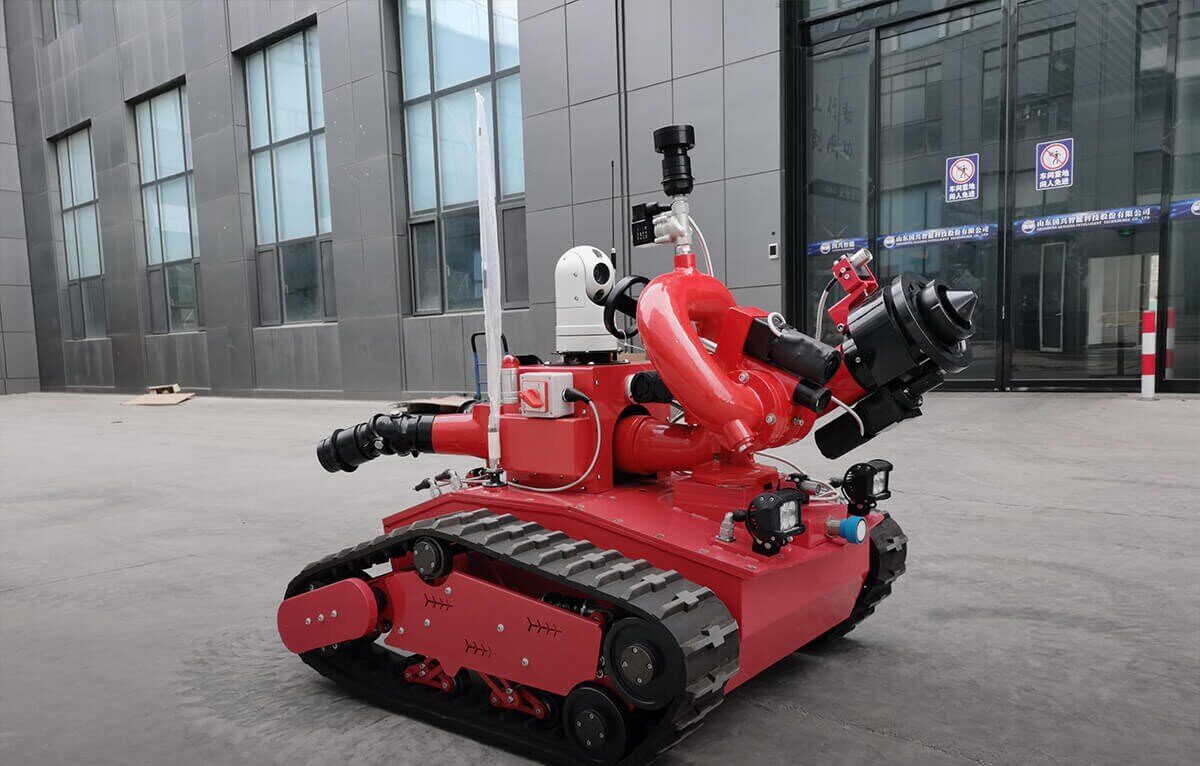 ربات آتش نشان، راهکار انقلابی در اطفای حریق