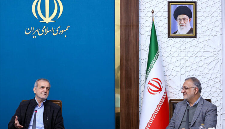 پزشکیان اقدام زاکانی در شهرداری را غیرقابل قبول دانست