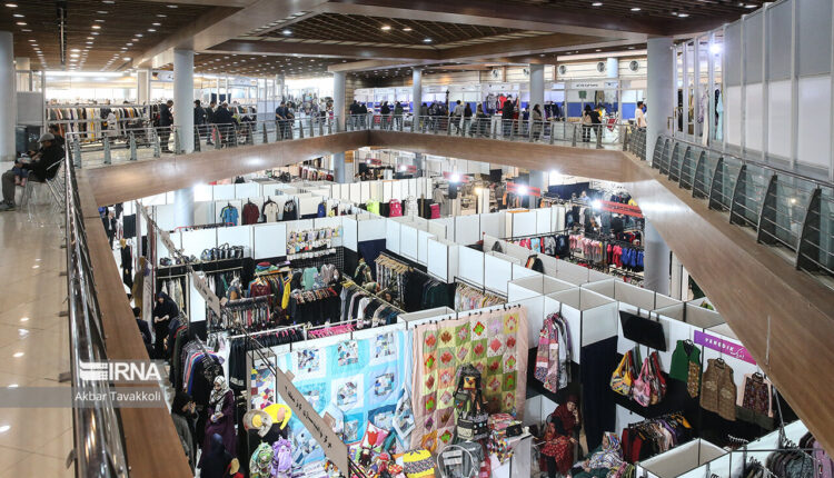 برگزاری نمایشگاه زنان و تولید ملی از ۱۵ اسفند دربوستان‌ گفتگو