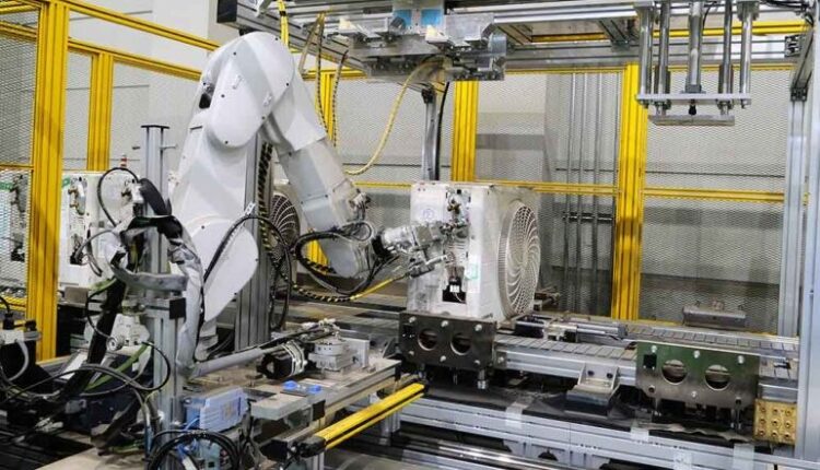 روبات های پاناسونیک، مبرد دستگاه شما را تخلیه می کنند